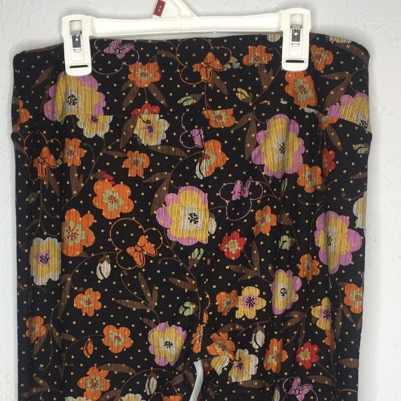 LuLaRoe, NWOT,T/C Minnie Mouse/polka dot leggings. - Picture 3 of 9